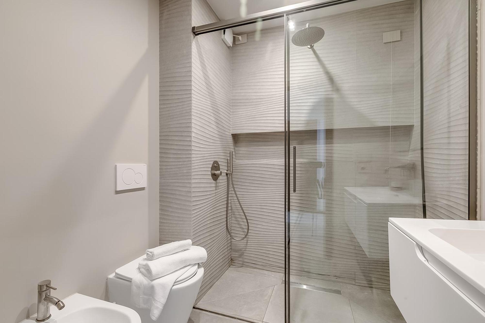 Appartamento Amy - Happy Rentals Riva del Garda Exterior photo